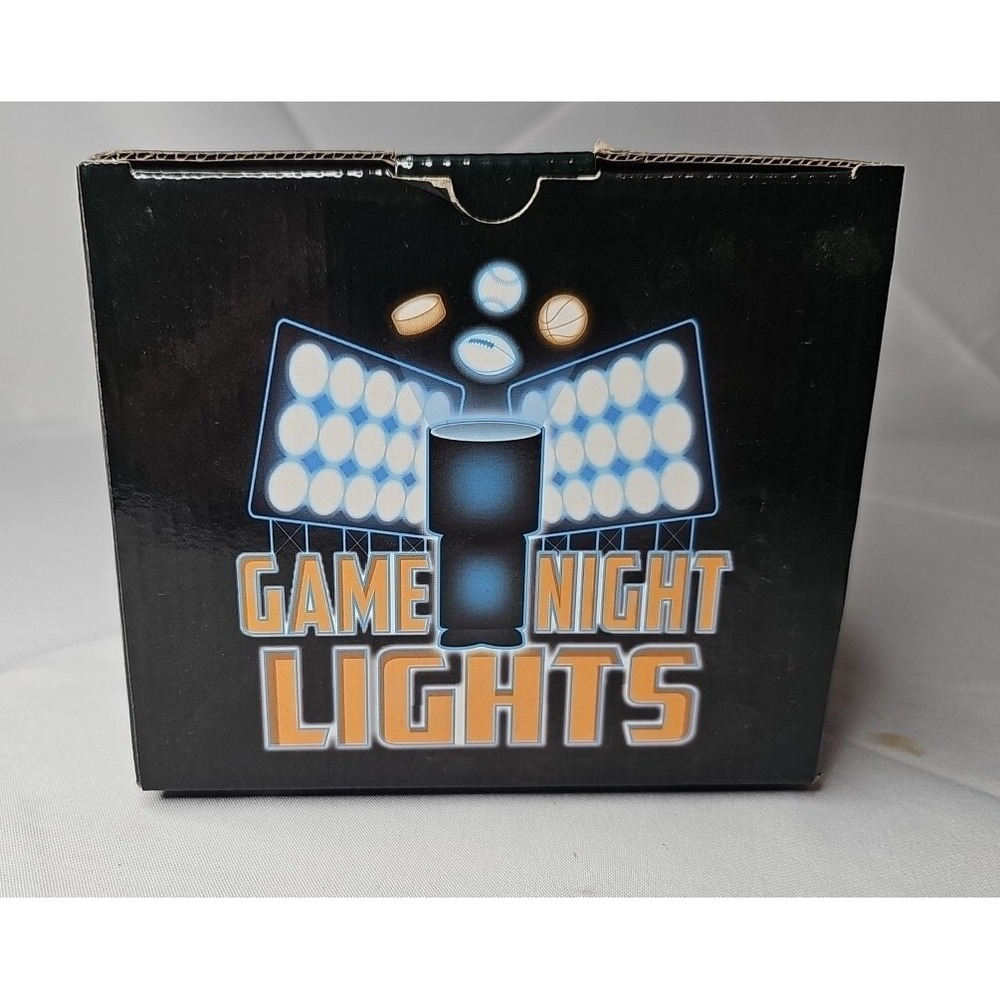 NHL Chicago Blackhawks Protection Logo Lamp, projects 10' to ceiling NEW - Picture 5 of 8